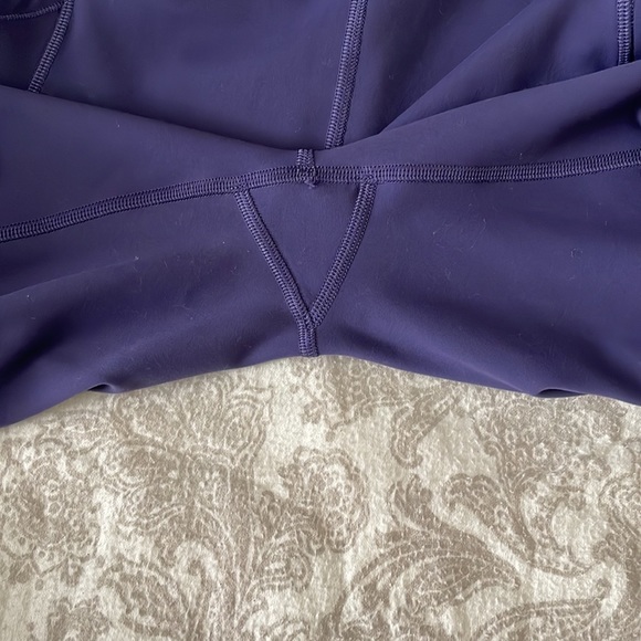 Lululemon In Movement Leggings with Pockets in Grape size 6, *tailored* to 23.5” - Picture 7 of 7